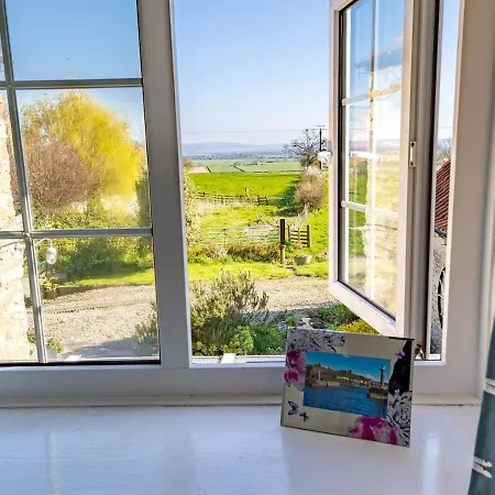 Pass The Keys Warm Welcoming Countryside Hébergement de vacances *